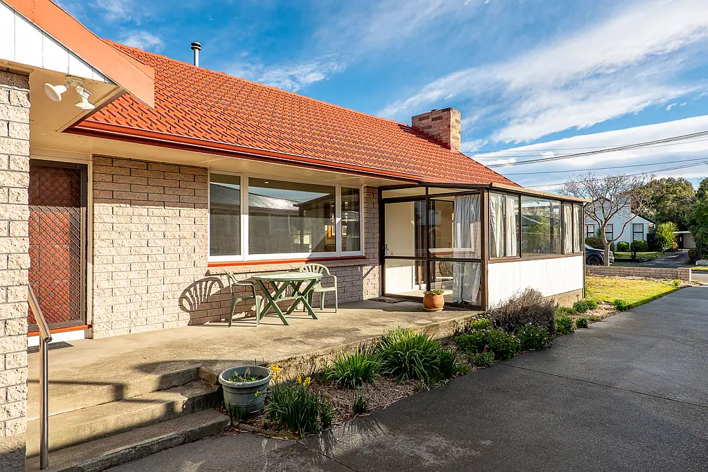 Bryndwr 3 Bedroom First time on the market in 40 years