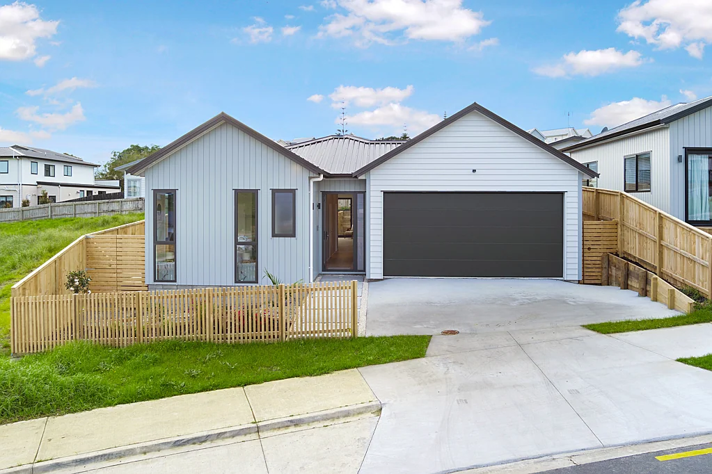 8 Whakairo Crescent, Gulf Harbour, Rodney, Auckland