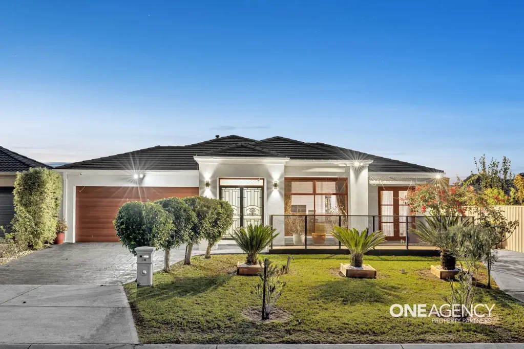 36 Breakwater Crescent, Point Cook, VIC 3030