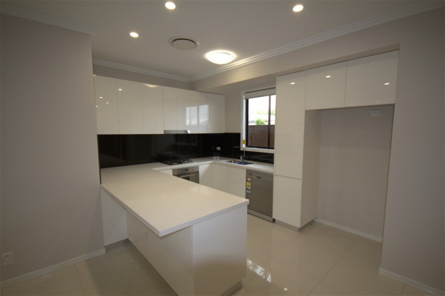 TOWNHOUSE 7 86 GRACE ST, WULKURAKA QLD 4305, 0部屋, 0バスルーム, Townhouse