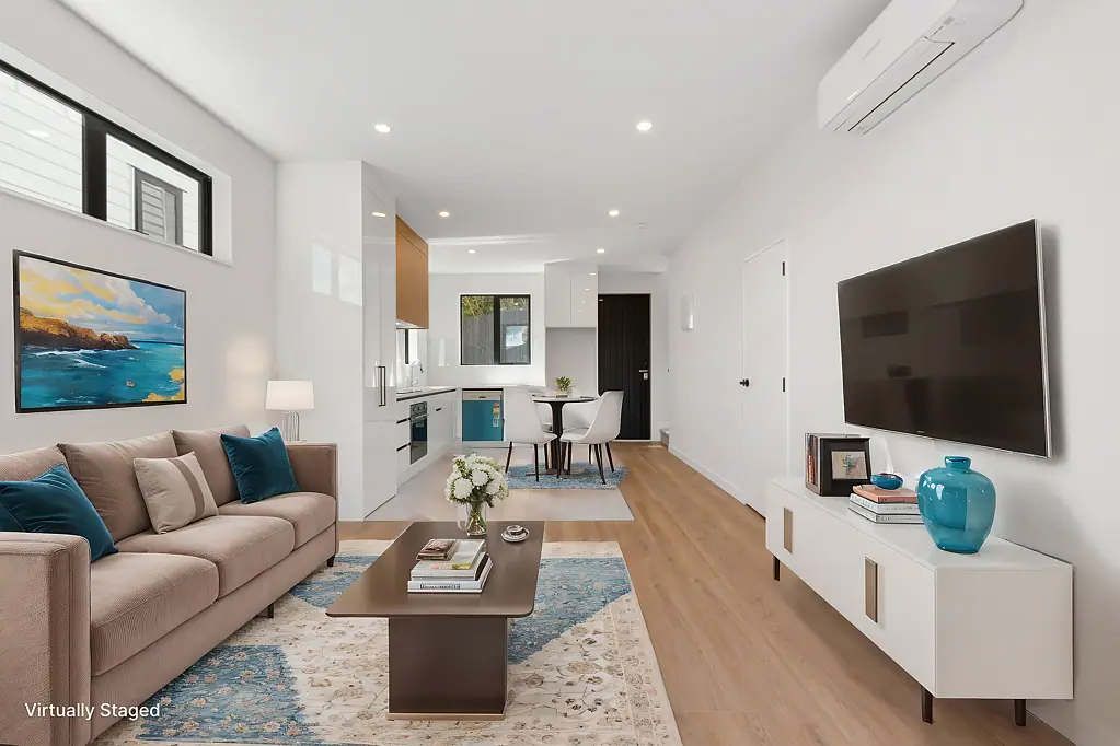 Torbay 2 Bedroom Brand New, Sun-Drenched Haven!