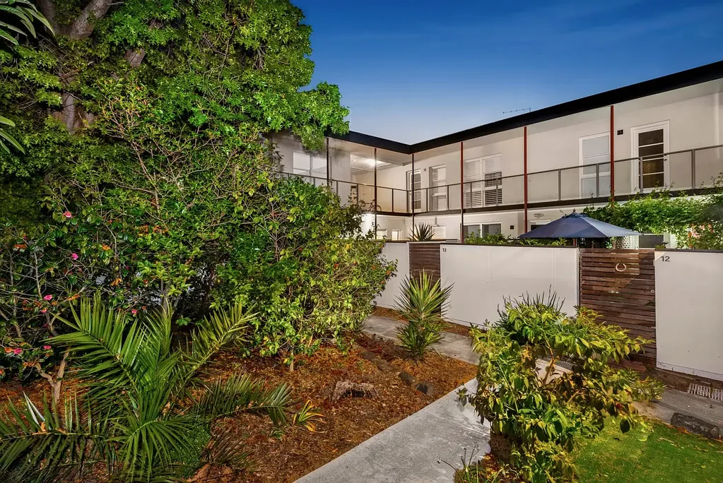 Stylish Bayside Living in the Heart of Brighton!