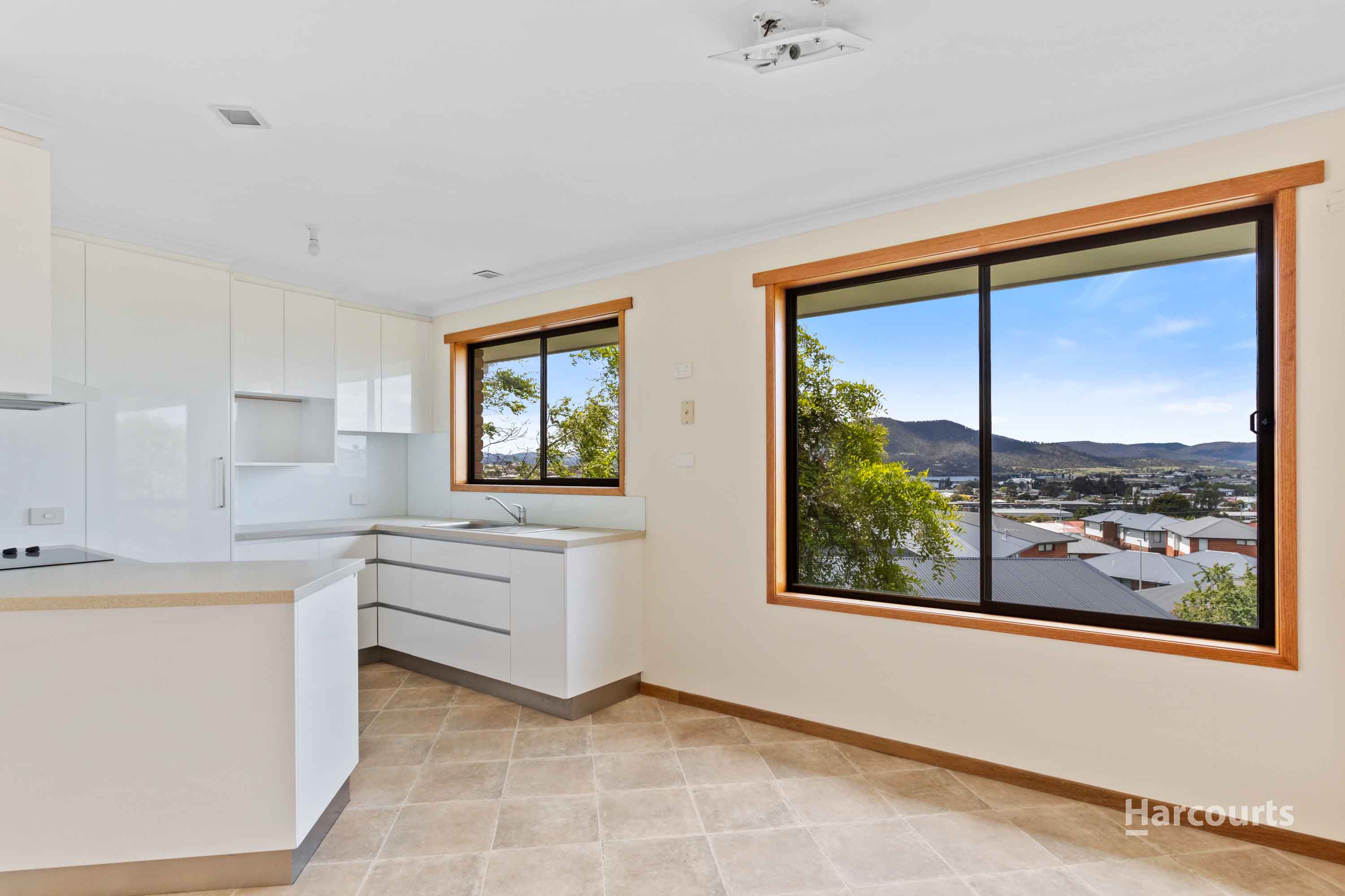 UNIT 6 63 BRENT ST, GLENORCHY TAS 7010, 0房, 0浴, House