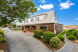 1/49 Alec Craig Way, Gulf Harbour