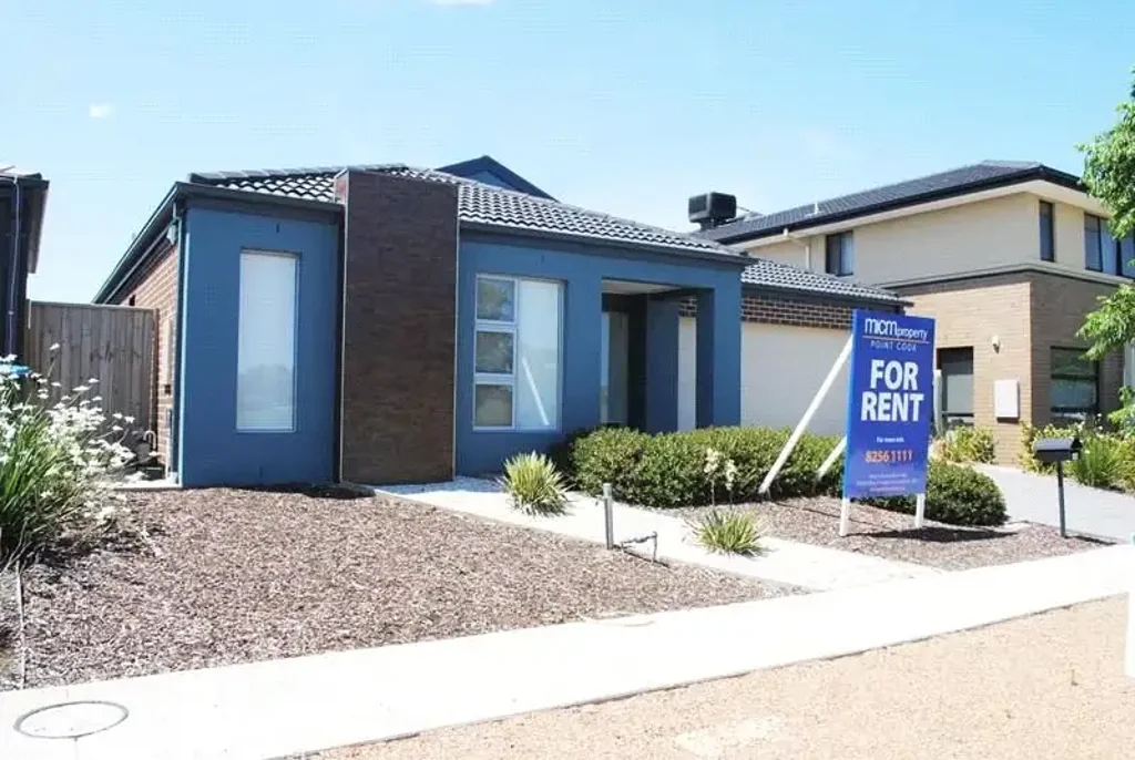 Large Family Home in Point Cook