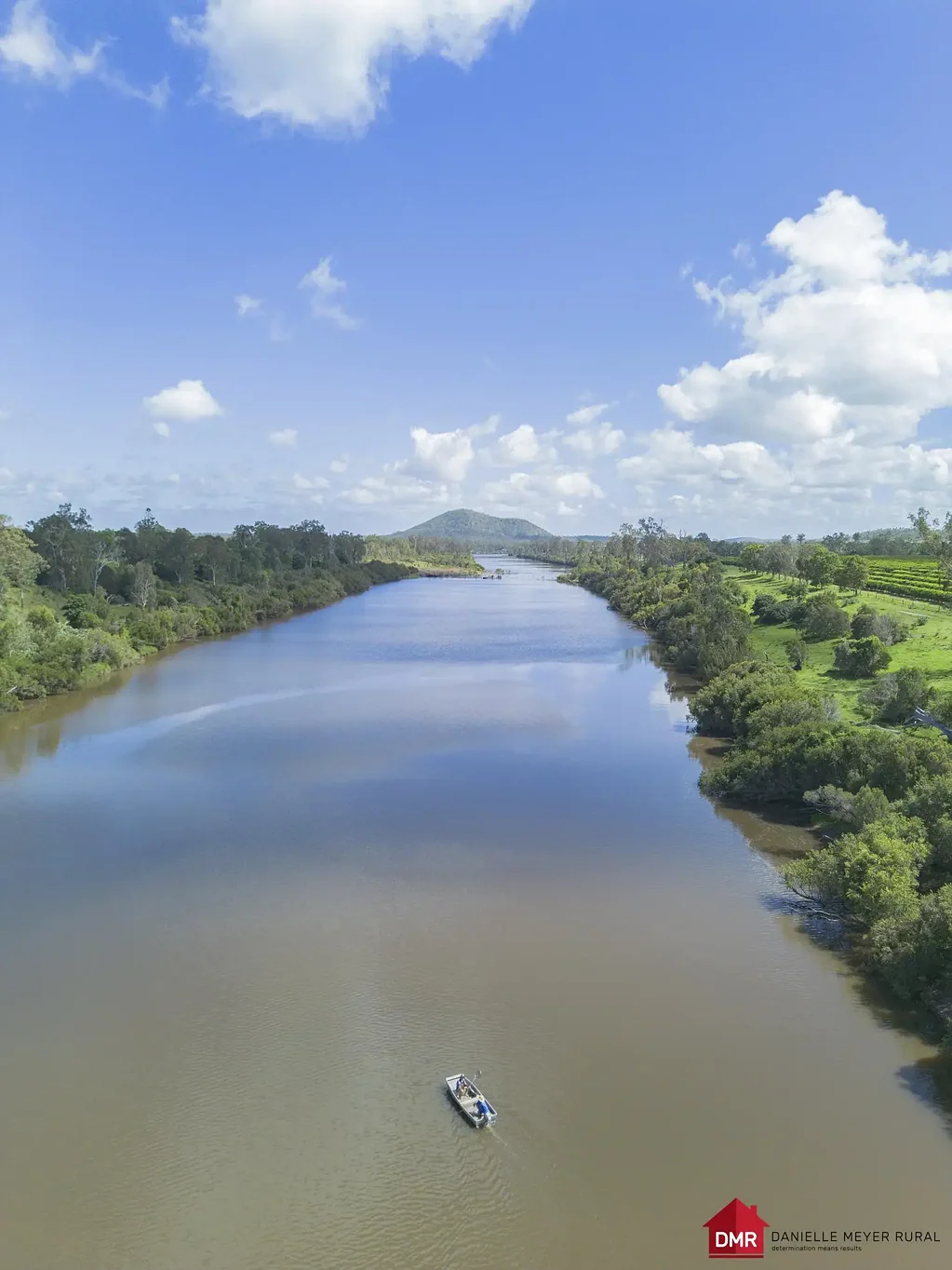 Gayndah LIFESTYLE PROPERTY ON THE BURNETT RIVER WITH PLENTY OF OPTIONS
