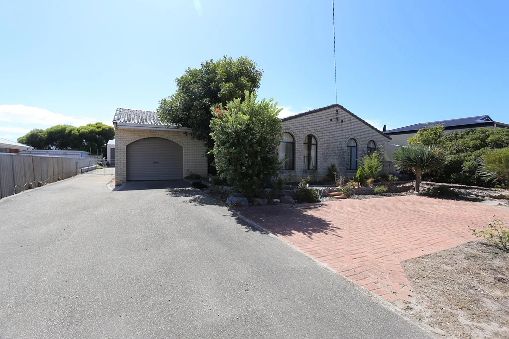 31 Chaplin Street, Castletown, WA 6450