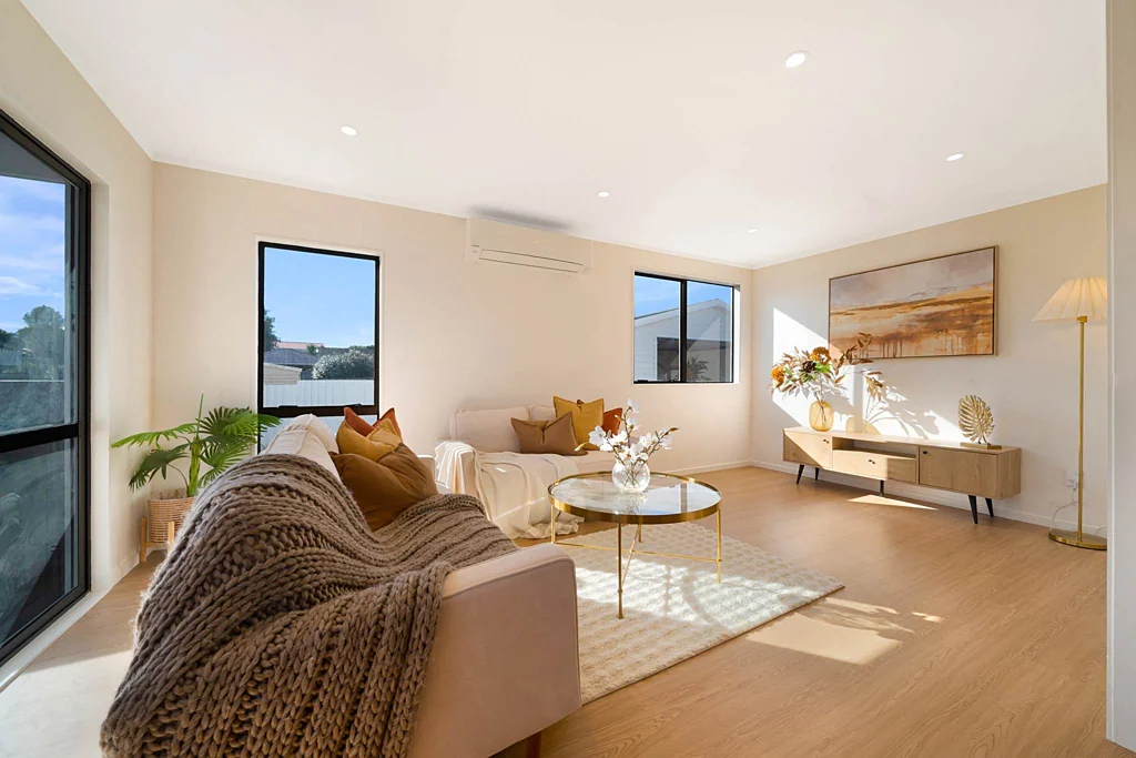Avondale 3 Slaapkamer 64 Tony Segedin Dr — Renovated to Impress