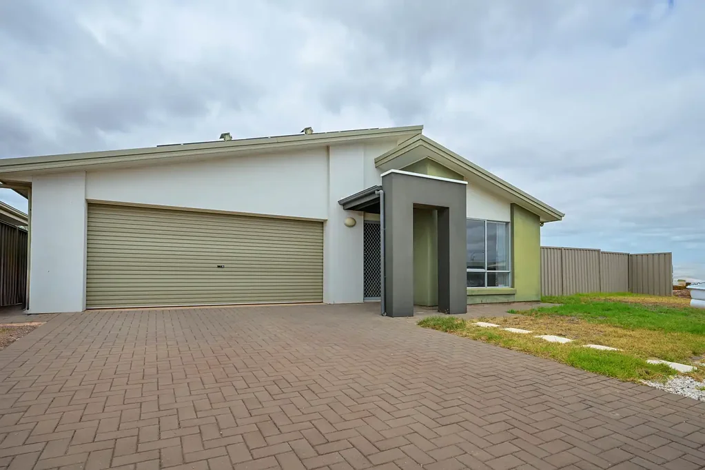 Whyalla Jenkins 3Habitaciones A FUSION OF MODERN STYLE, COMFORT AND GREAT LOCATION