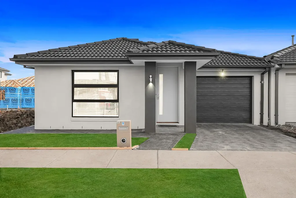 9 Yellowgum Way, Donnybrook, VIC 3064