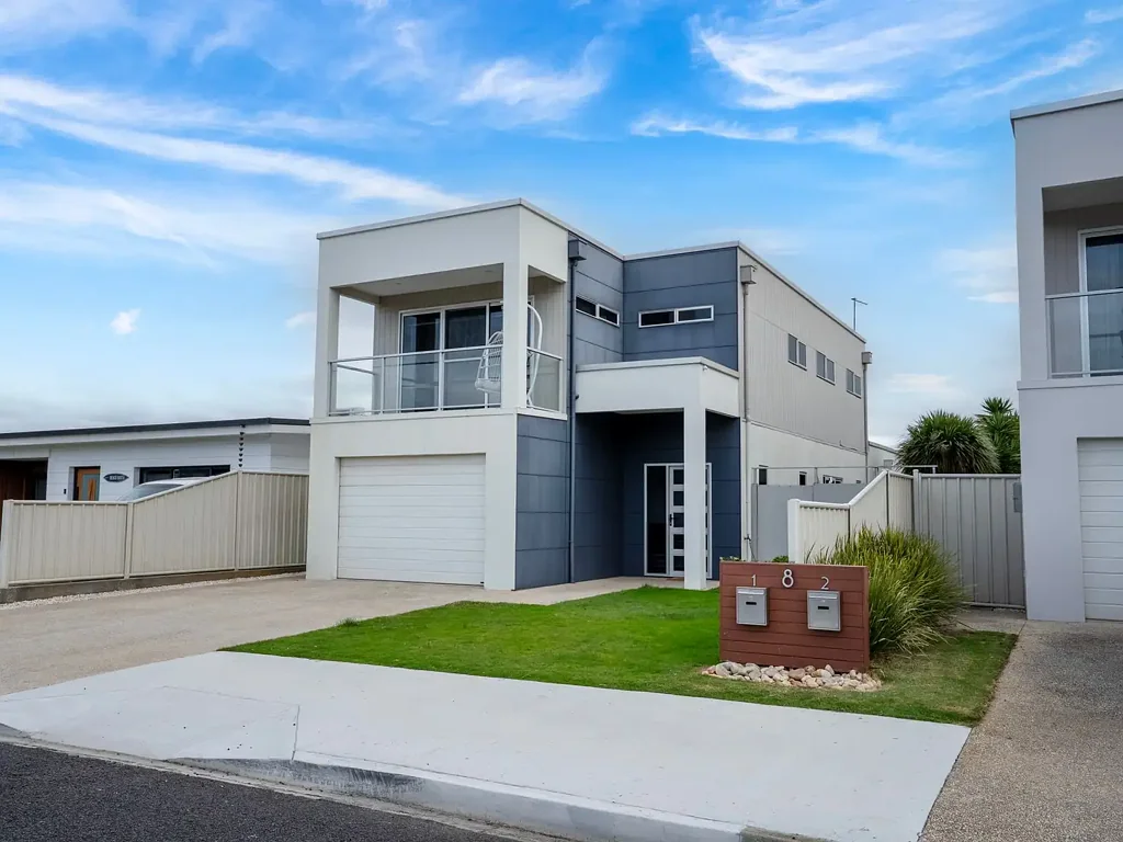 Turners Beach 3房  Beach-side Living in Comfort