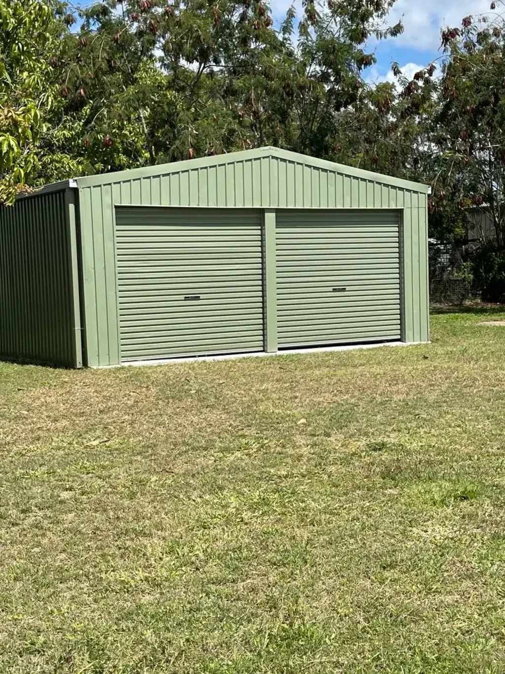3 Bedroom & Seperate Office / 4th bedroom & Double Garage