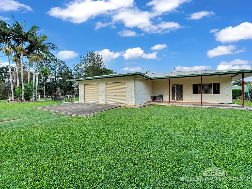 Mareeba 4房  SOLID, WELL-KEPT HOME ON 5,309M2 - MINUTES TO TOWN