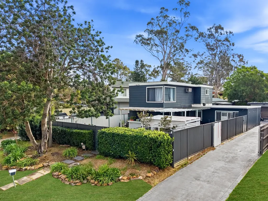 Bradbury 4ਬੈੱਡਰੂਮ Stylish Family Living with Poolside Entertaining