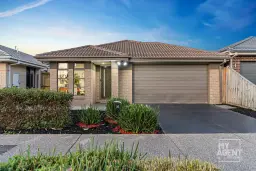 32 Caversham Drive, Pakenham