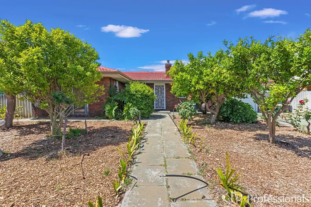 46 Cypress Road, Forrestfield, WA 6058