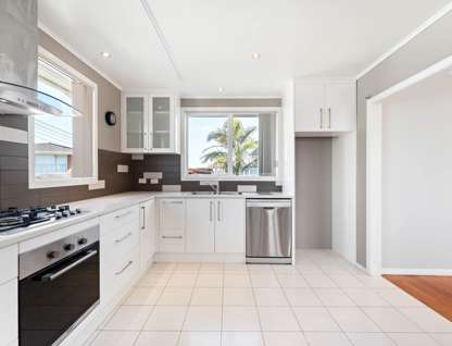 168A Carlisle Road, Browns Bay, North Shore City, Auckland, 4 Bedrooms, 2 Bathrooms, House