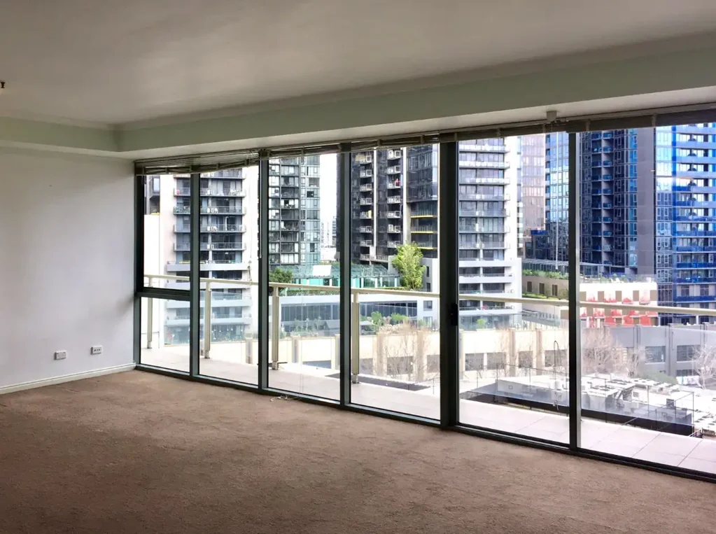 Large Three Bedrooms in Southbank Tower