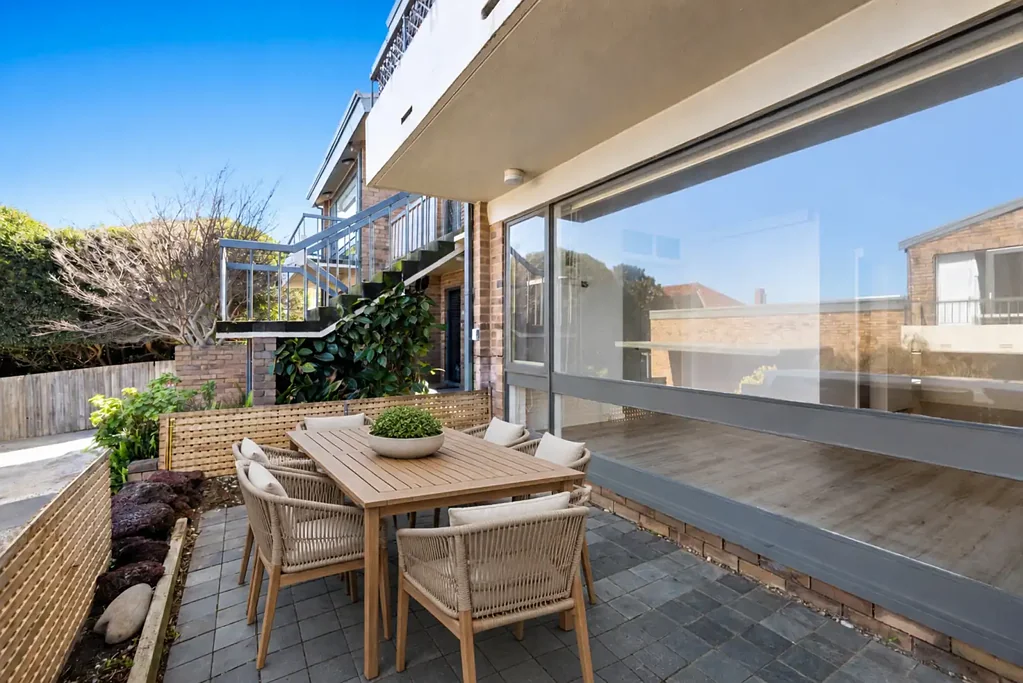 Mentone 2બેડરૂમ A beachside address, an effortless lifestyle