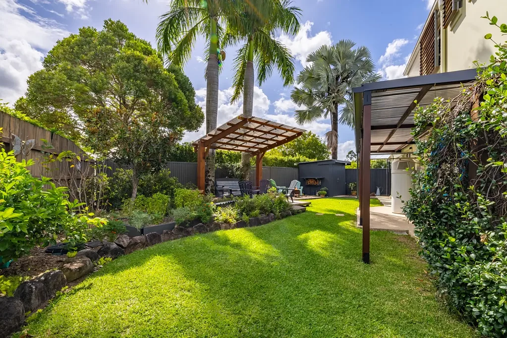 Bli Bli 3 Bedroom * TRANQUIL PEACEFUL OASIS!!  Stunning 3 Bed PLUS STUDY Home Set Amongst Leafy Serenity....Move in with No Work to do!! *