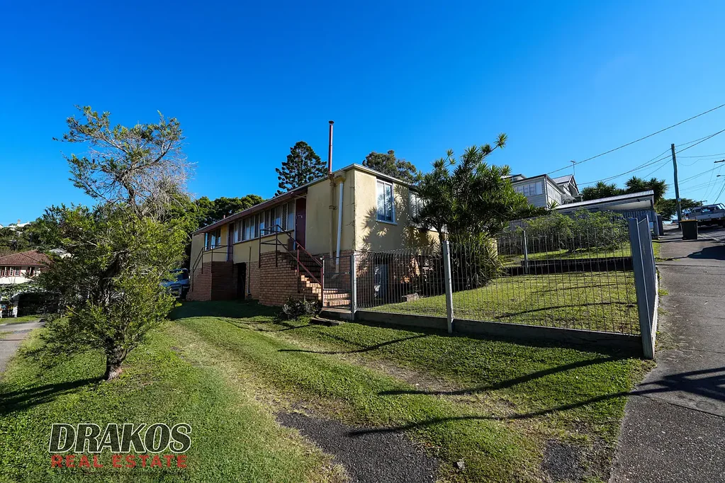 3/10 Whynot Street, West End