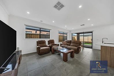 Iba Pa - 11 Rumbee Crescent, Tarneit, VIC 3029