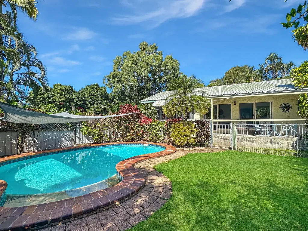Nelly Bay 2 Bedroom Ideal island home