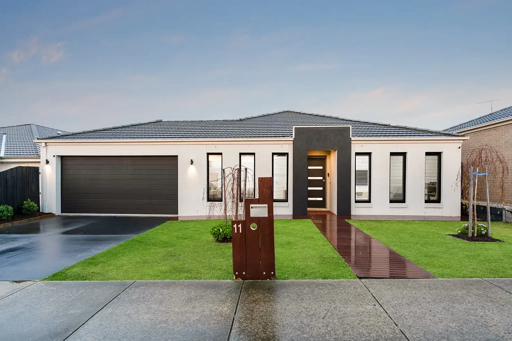Grovedale 4 Slaapkamer Signature Style with an Entertainer's Edge