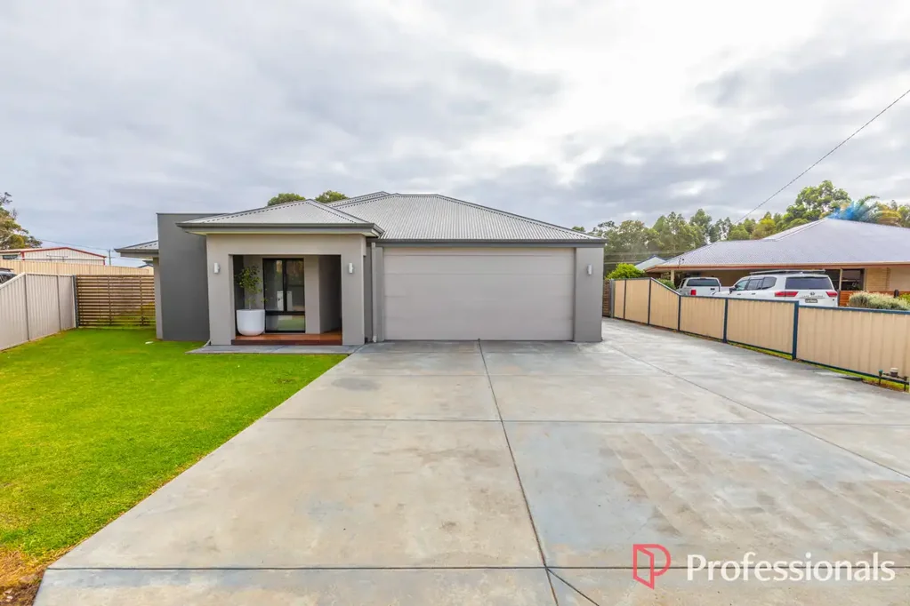 Manjimup 4Habitaciones TOP OF THE RANGE FAMILY LIVING!!