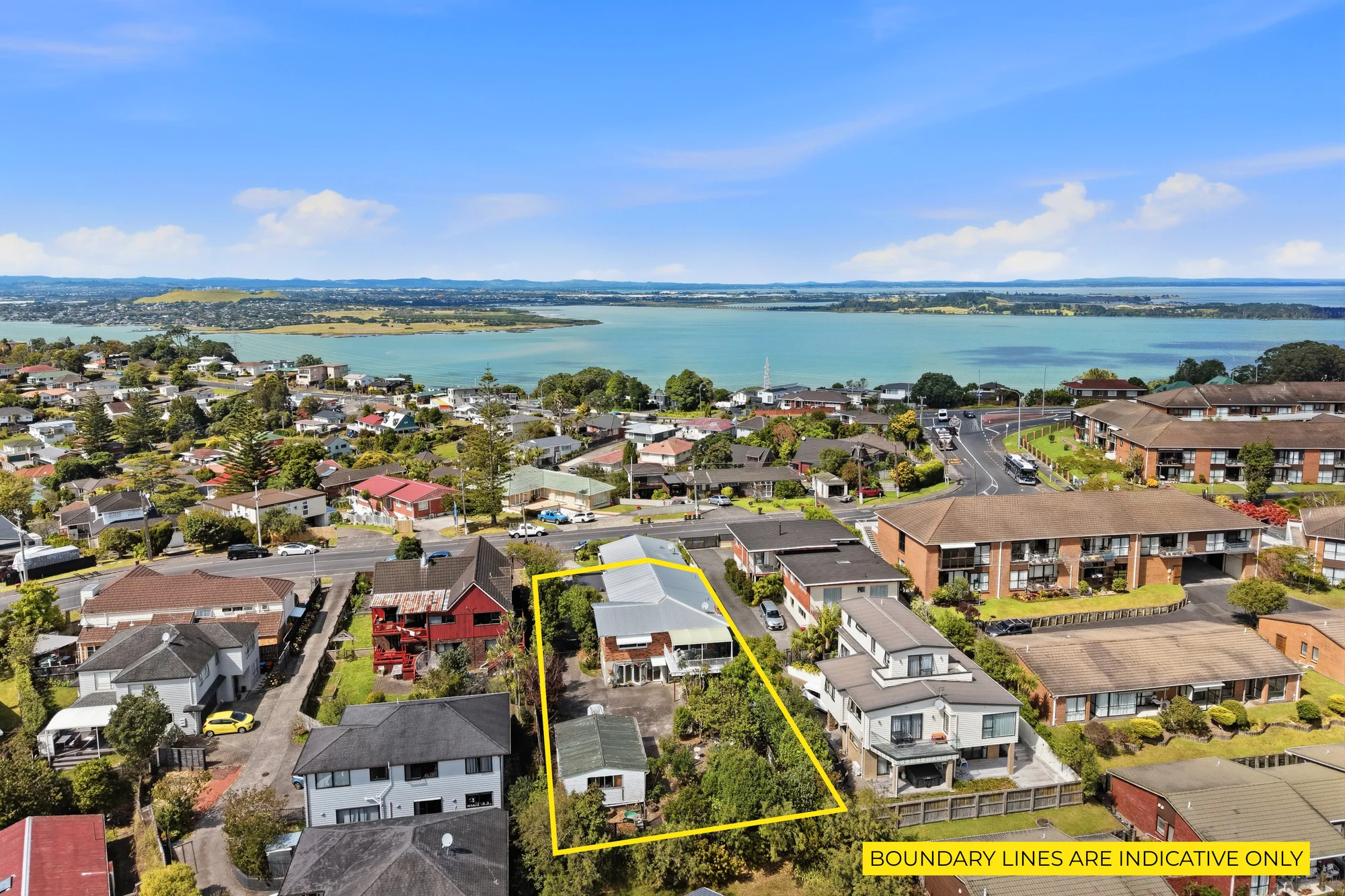 Mount Roskill 4房 Two Homes in One! Super-Sized for Families