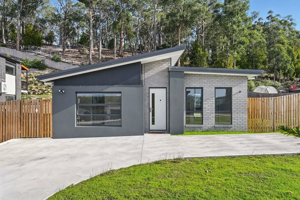 42 Apolline Drive, Kingston, TAS 7050