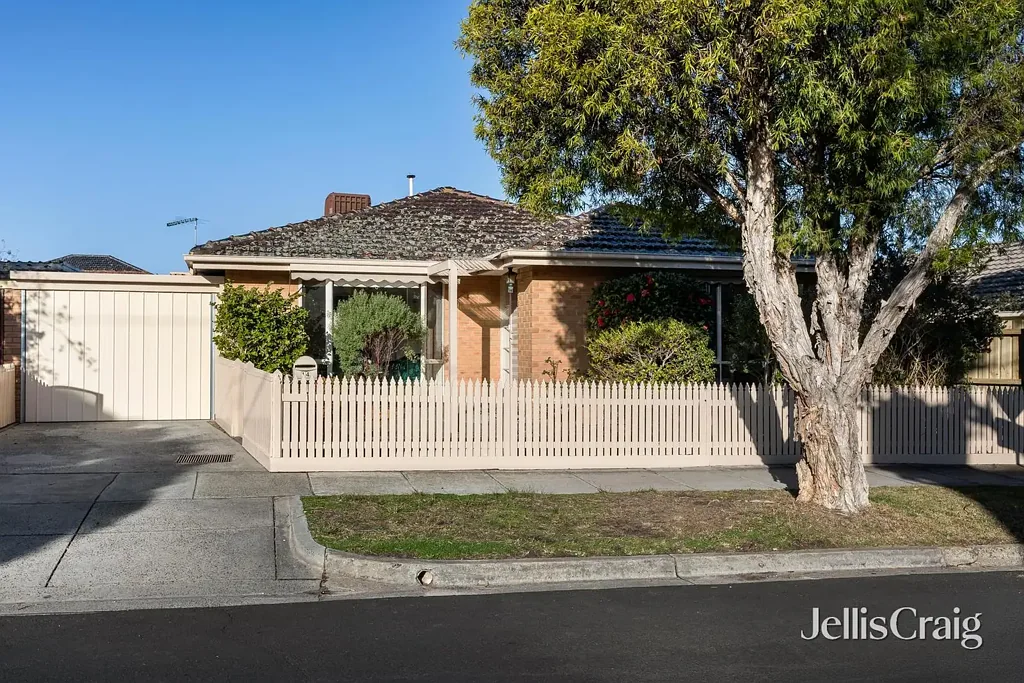 Bentleigh East 2ਬੈੱਡਰੂਮ A bright spark of casual elegance