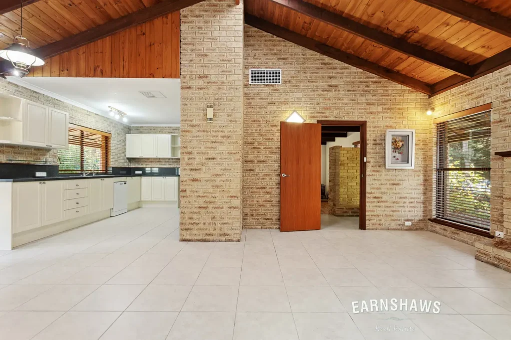 19 Daleview Close, Glen Forrest, WA 6071