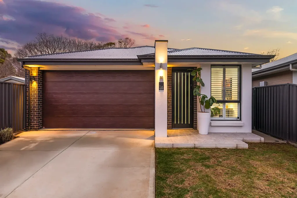 1A Raymond Grove, Warradale, SA 5046