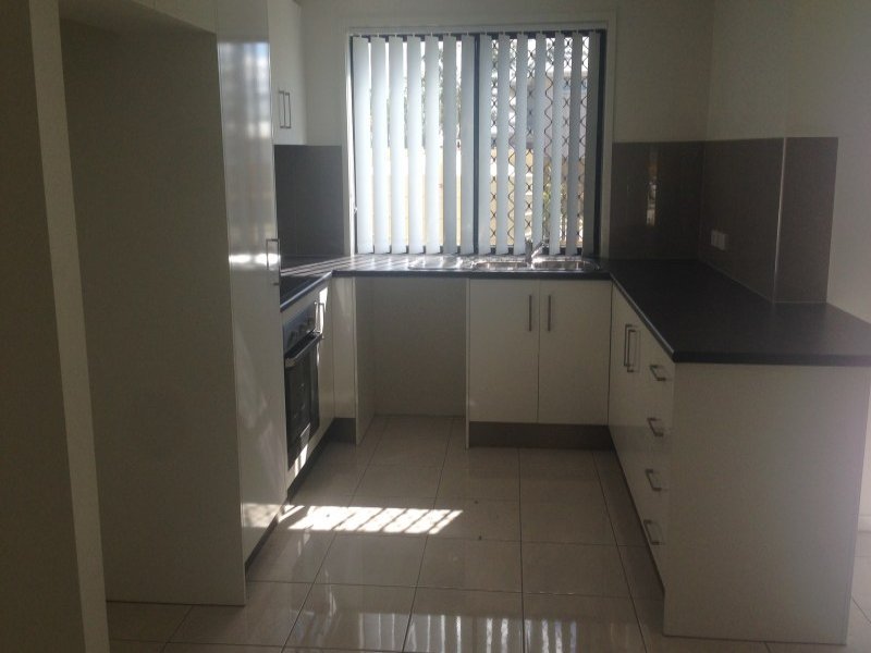 25-27 ARI ST, MARSDEN QLD 4132, 0 Schlafzimmer, 0 Badezimmer, Townhouse