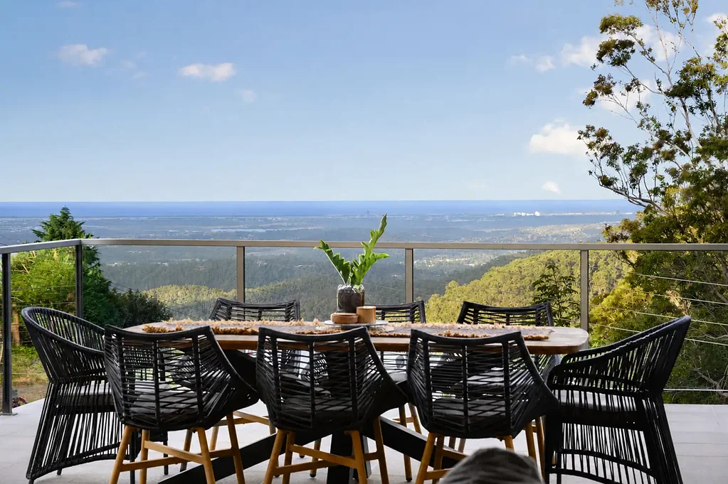 Tamborine Mountain 4房  Elevated Tamborine Mountain Sanctuary with Spectacular Gold Coast Views