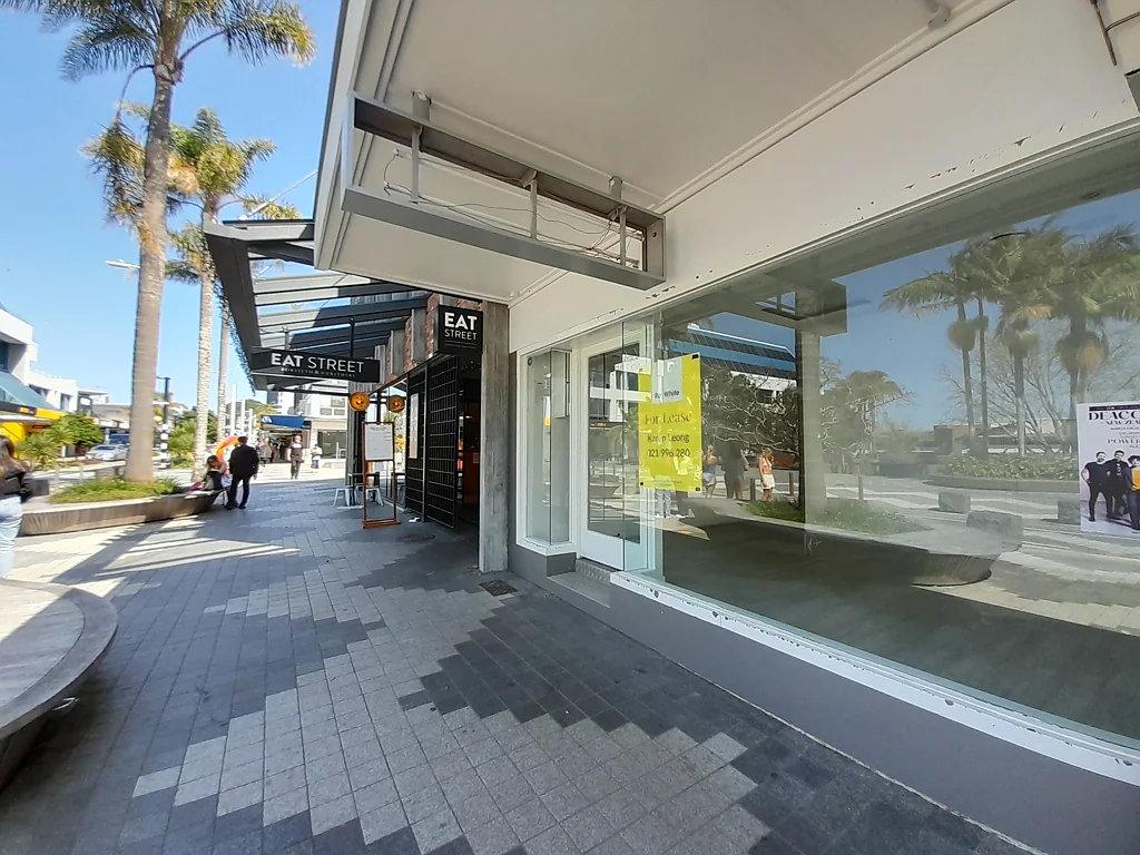 Takapuna Superb location for your new business
