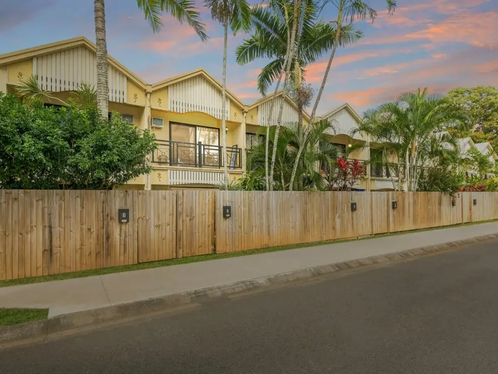 12Spacious two bedroom townhouse!!