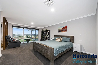 30 Sceptrum Avenue, Chittering, WA 6084, 4 slaapkamers, 2 badkamers, House
