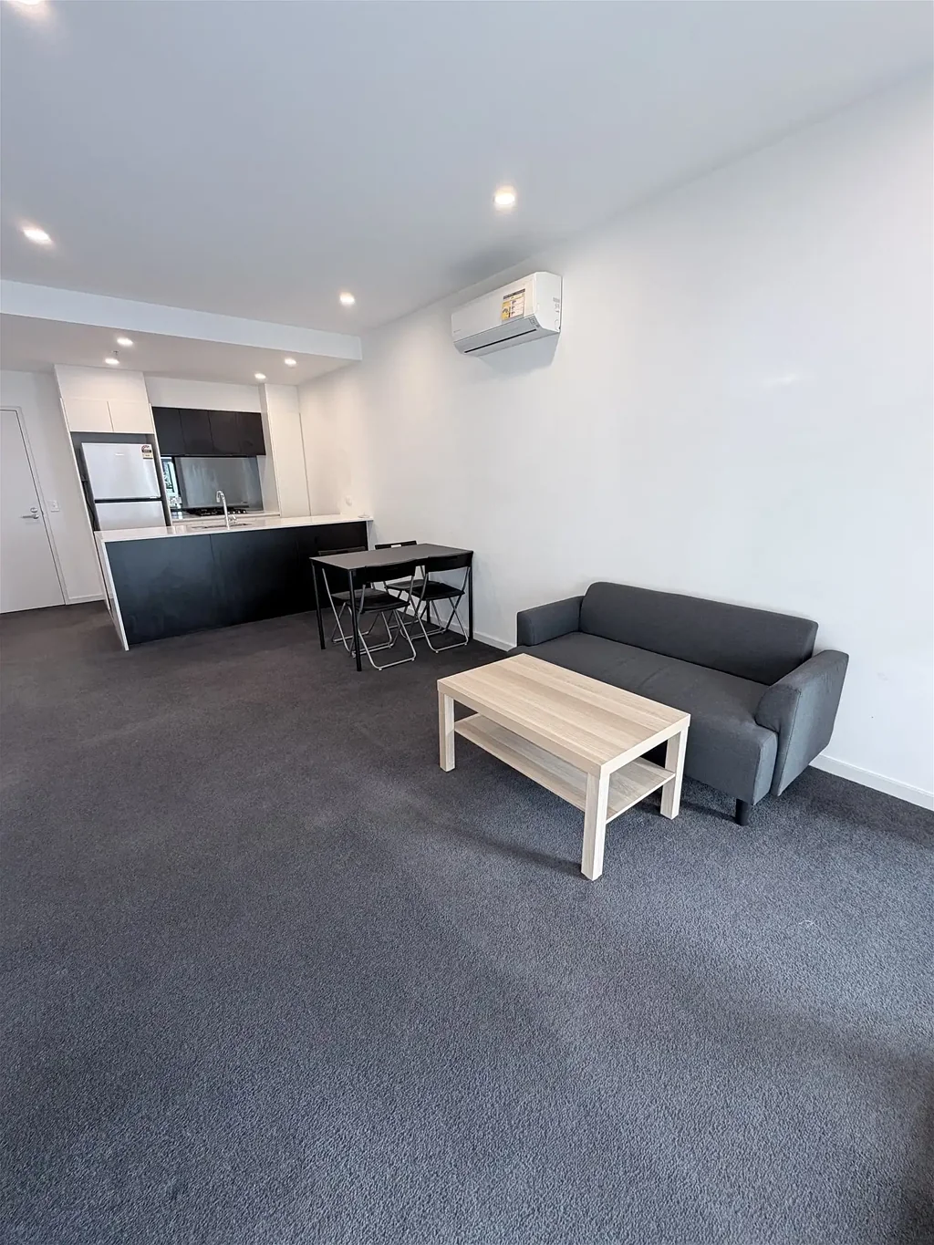 **NEW** Furnished 2 Bedrooms 2 Bathroom Apartment