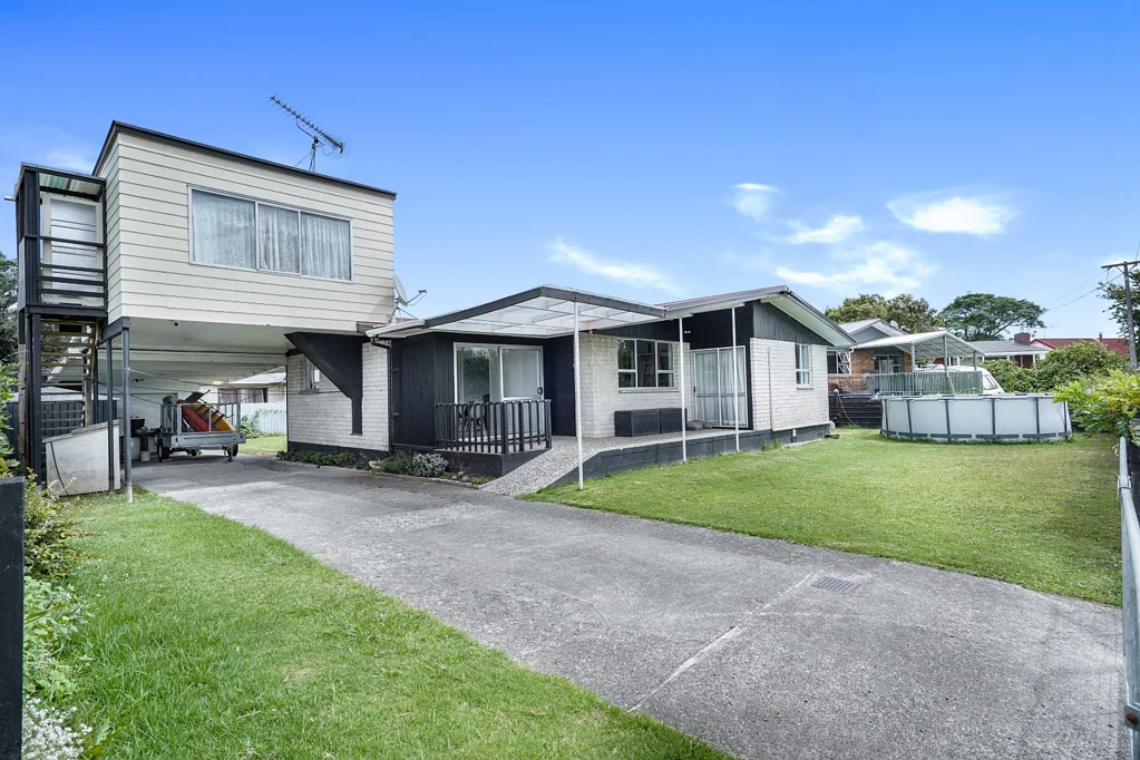 Huntly 4 Bedroom Spacious Family Living Near Waikato River