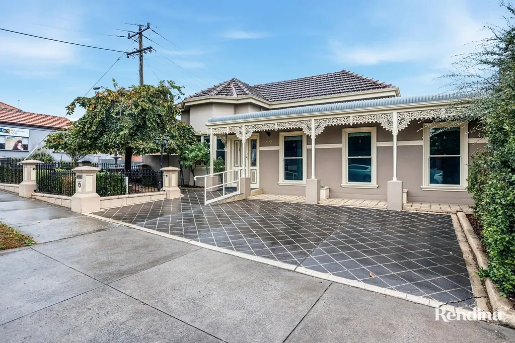 Ascot Vale 4Moenga Renovated Victorian on Commanding Corner