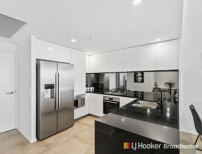 1002/372 Marine Parade, Labrador, Gold Coast, 2 Bedrooms, 2 Bathrooms, Apartment