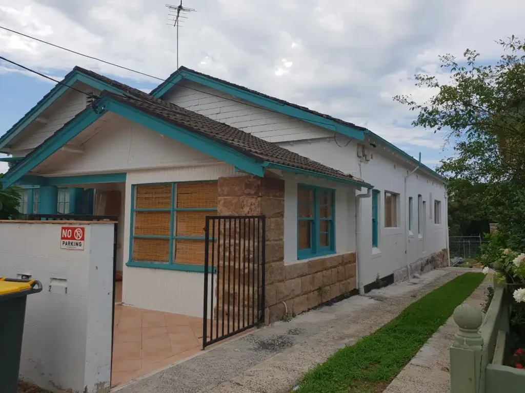 Neat 1-Bedroom Rental in a Handy Rockdale Location
