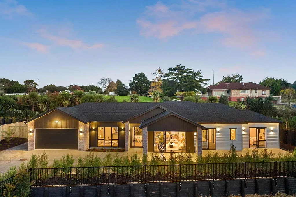Modern Four-Bedroom Home in Pukekohe
