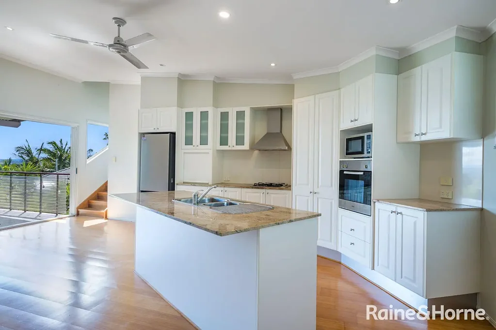 Lismore Heights 3બેડરૂમ Sunlight, Views And A Gorgeous Family Home