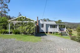 544 Martins Creek Road, Paterson