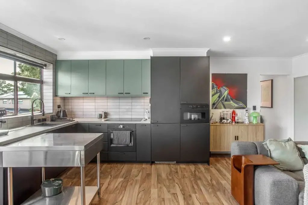 Renovated Apartment, Small Block