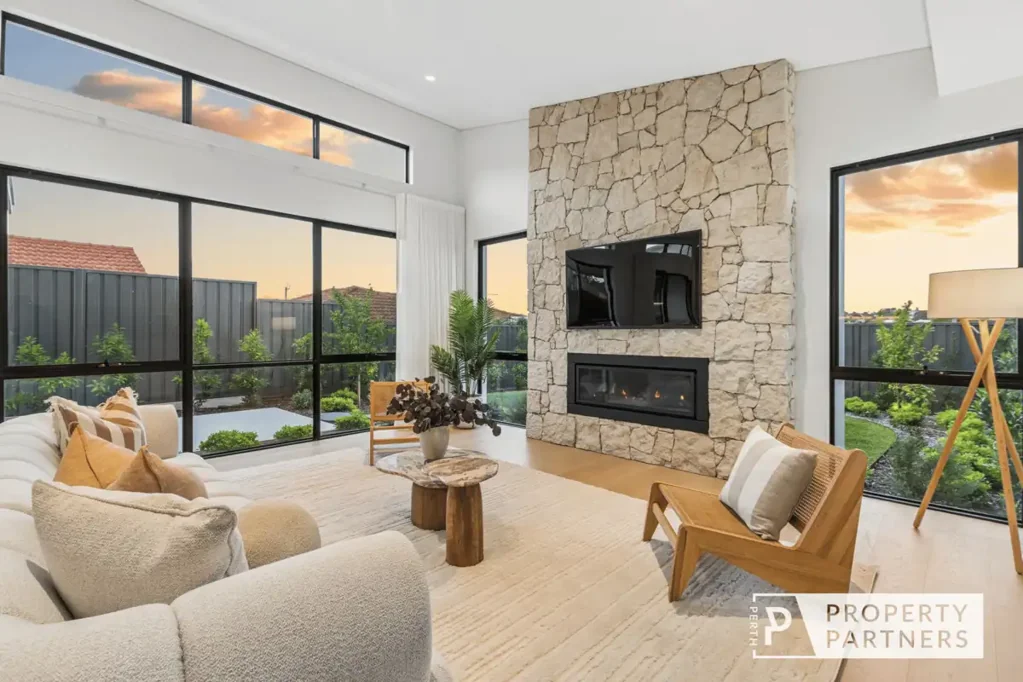 Scarborough 4房  BEAUTIFUL BY DESIGN, BUILT TO ENJOY, A NEW STANDARD IN SOUTH SCARBOROUGH LIVING