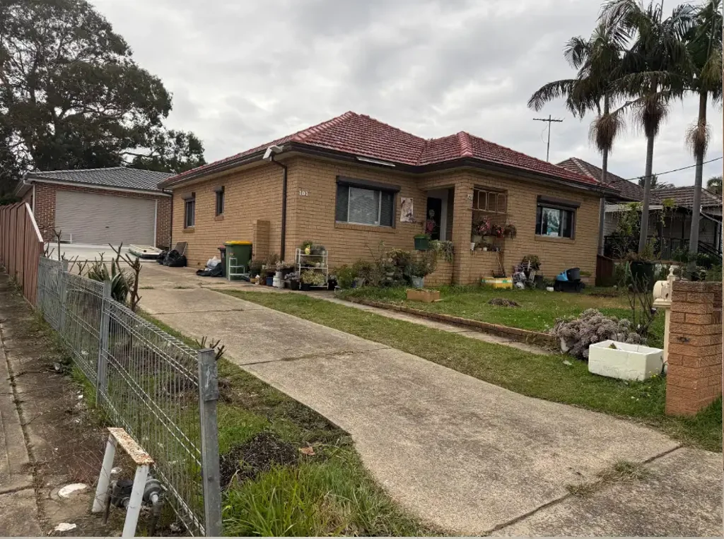 BRAND NEW GRANNY FLAT
